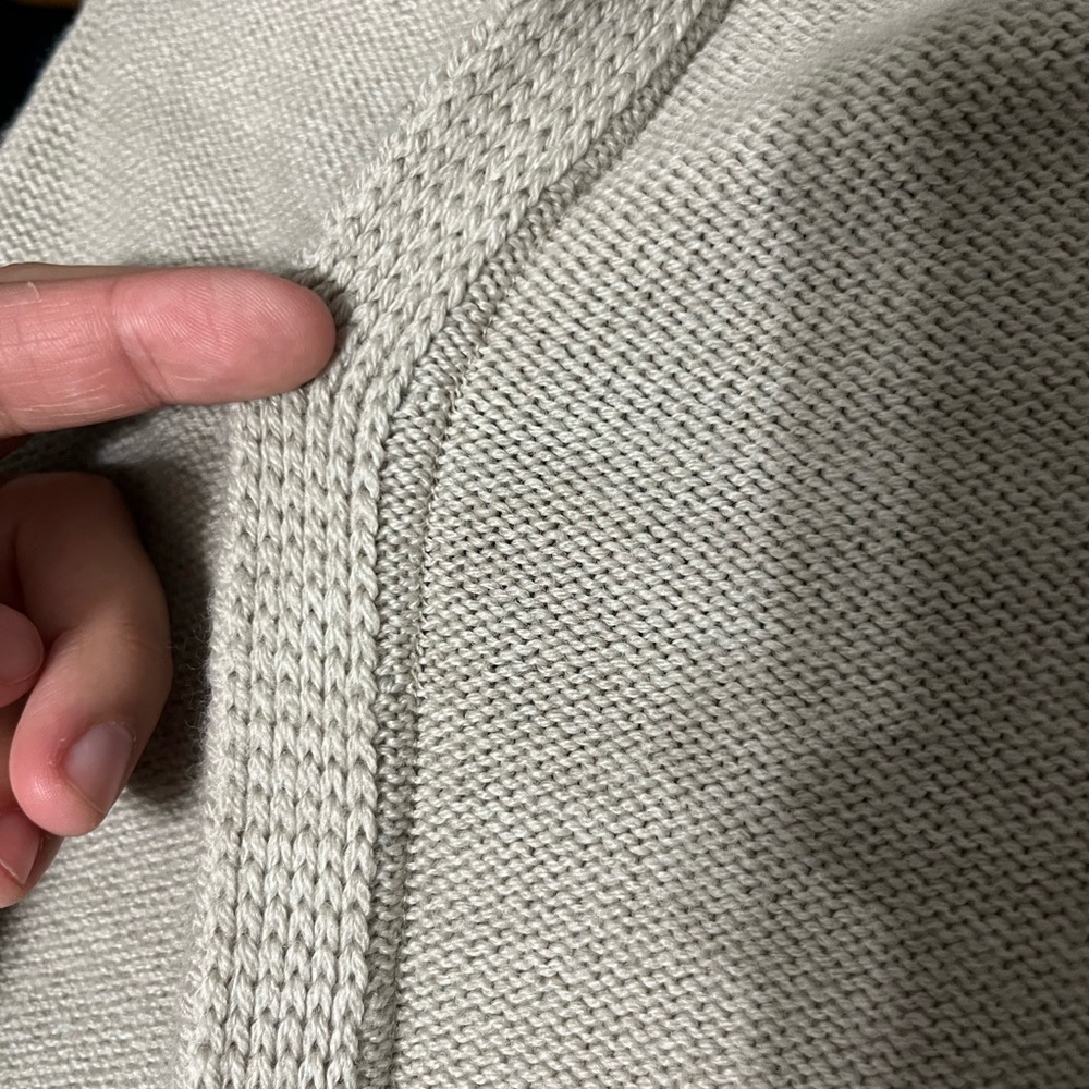 Athleta Nopa 100% Merino Wool Pullover Long Sleeve Beige Sweater Size Small - Picture 9 of 9